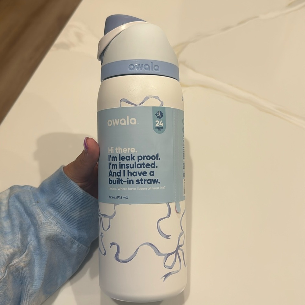 Owala Urban Outfitters Water Bottle
